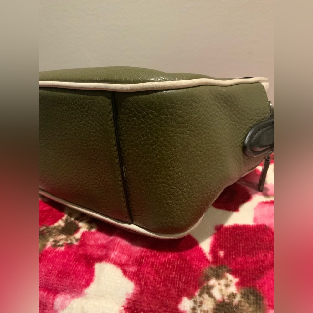 Coach Olive Green Camera Bag - Picture 8 of 12
